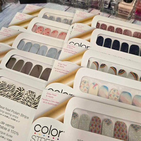 Color Street Other - Color Street Press On Nail Bundle- #16